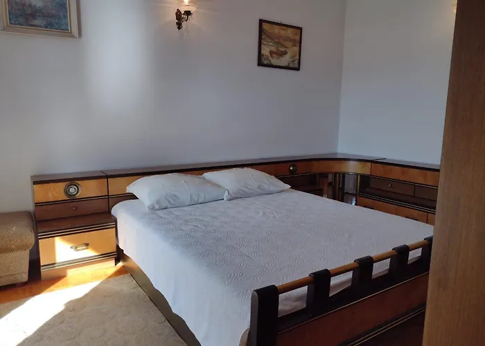 Apartman Anchi Povile